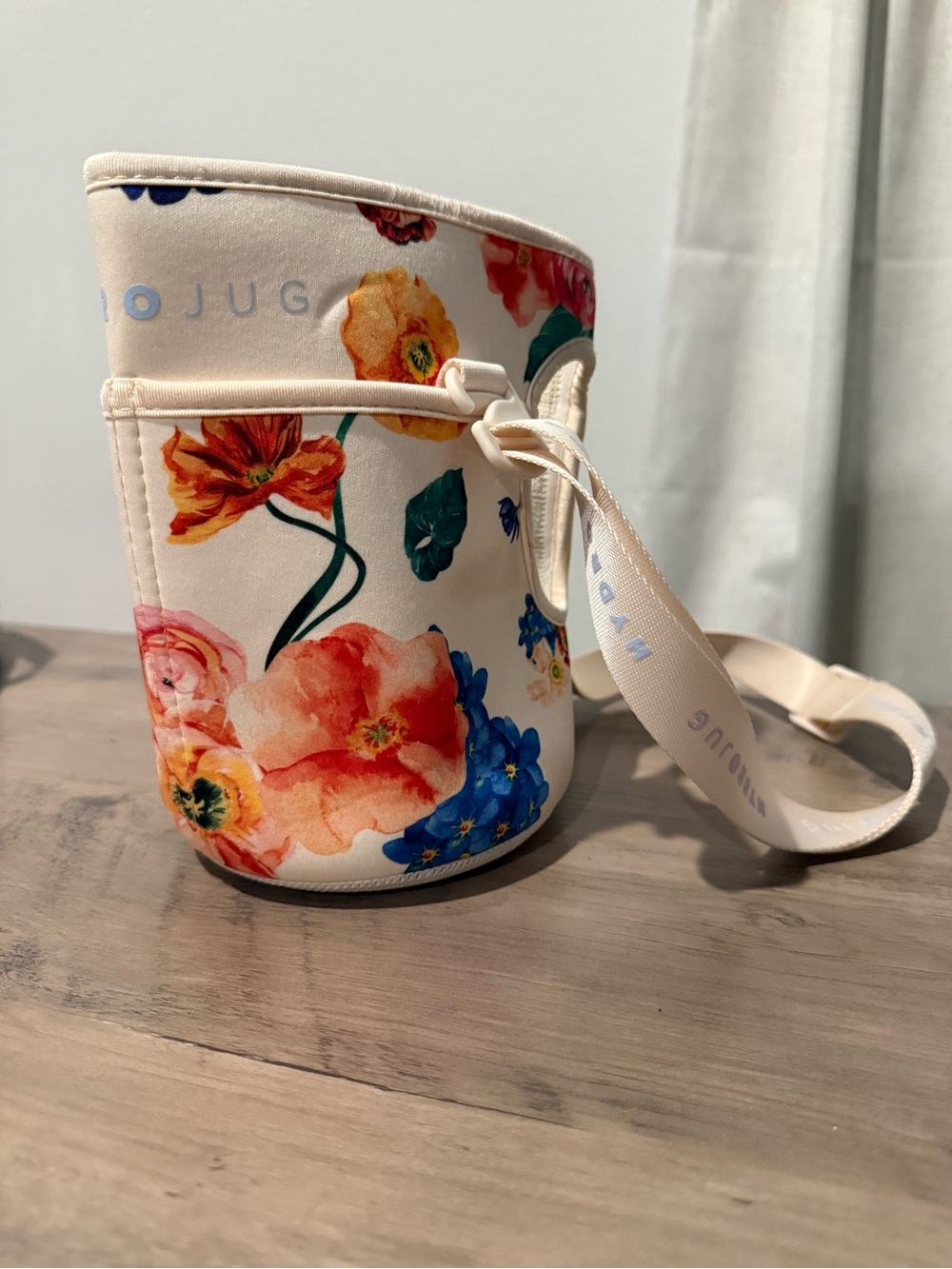 HydroJug Floral 64 oz sleeve